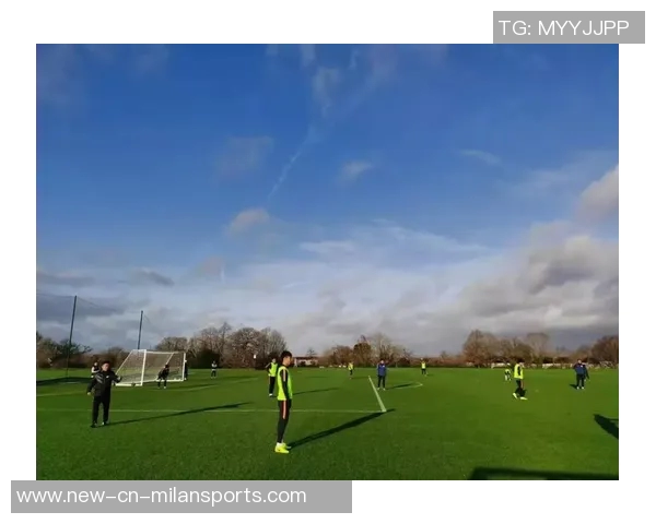 助攻内托展现团队默契吉滕斯坚信训练成果将助力更好表现